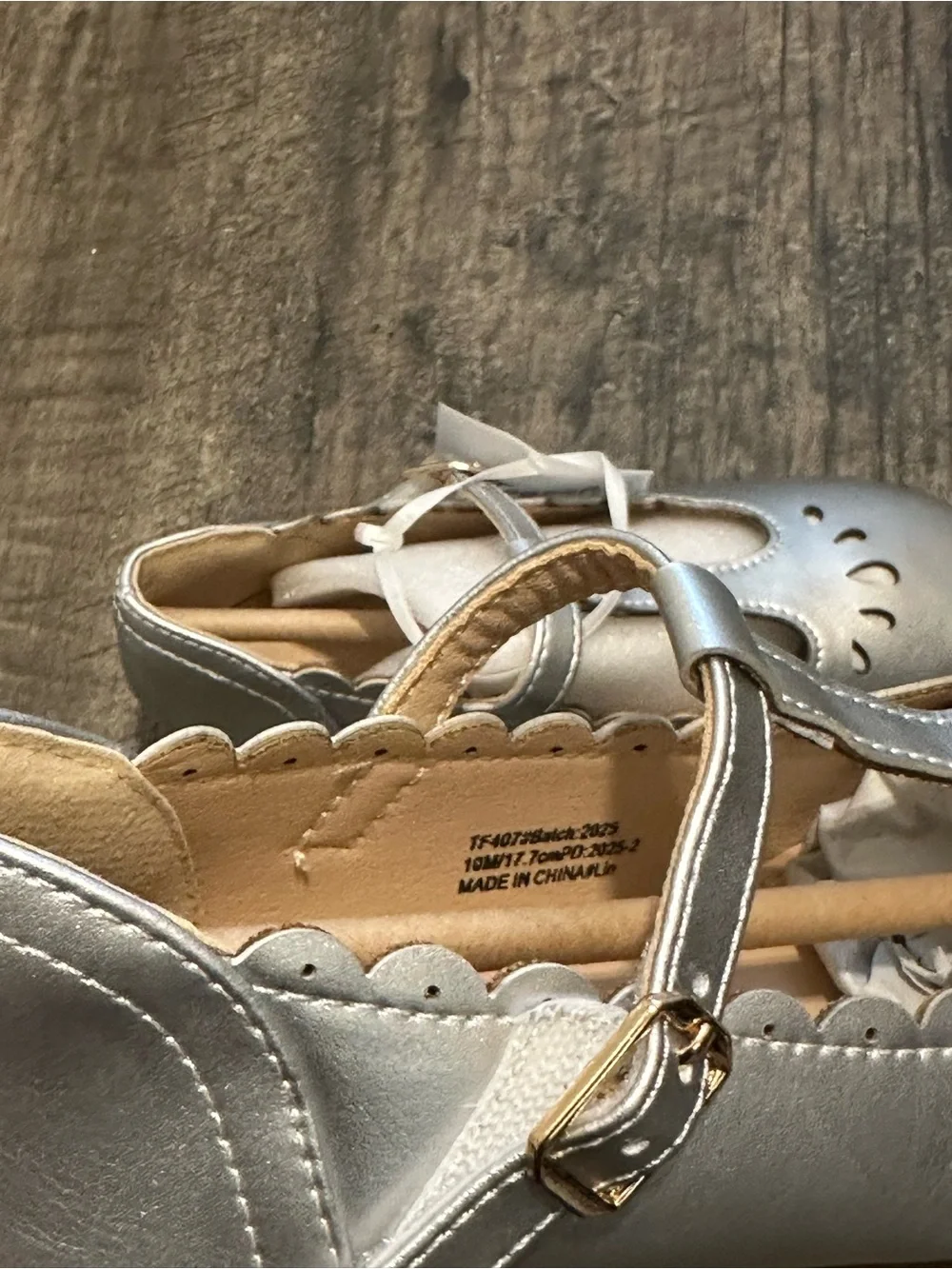 Girls Metallic Silver Mary Jane Dress Shoes